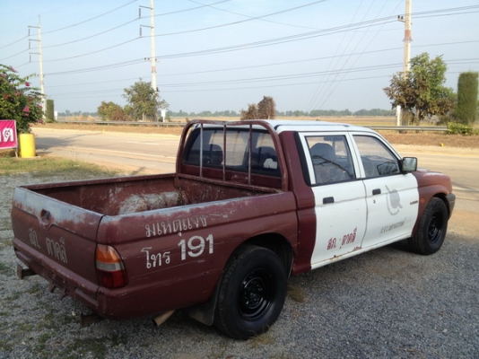 ขายคับ 85000บาทรถประมลูกรมตำรวจมาสภาพเดิมๆเครื่องแห้งๆ