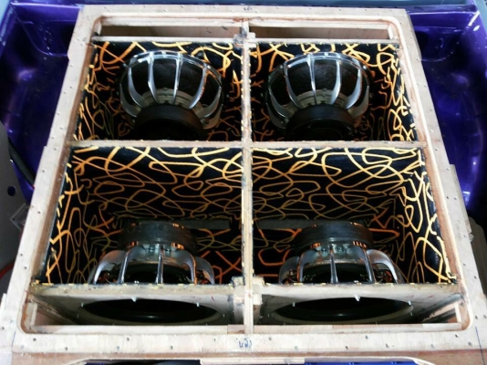 ขายชุด15นิ้ว4ดอกคับ