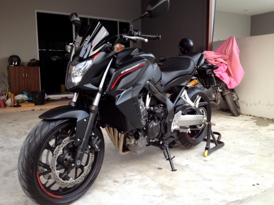 ขาย CB650f ปี2014 วิ่ง1600 Km.แท้ๆ สภาพป้ายแดงใหม่เหมือนออกศูนย์ ราคา 263000 บาท ขาย CB650f ปี2014 วิ่ง1600 Km.แท้ๆ สภาพป้ายแดงใหม่เหมือนออกศูนย์ ราคา 263000 บาท