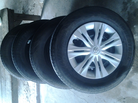 กะทะล้อ VIGO ขอบ15 พร้อมยาง 205/70/15 ปลายปี13