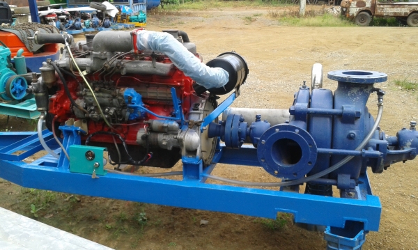 ปั๊มน้ำแรงดันสูงชนเครื่องยนต์ดีเซล มีให้เลือกหลากหลายครอบคลุมการใช้งาน เครื่องไม่ดี ปั๊มไม่เจ๋ง น้ำไม่แรง ไม่ต้องเอาไปครับ