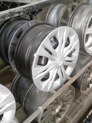 กะทะป้ายแดง 5 รู ขอบ 15 วีโก้  ชุด 4 วง โทร.081-427-3941