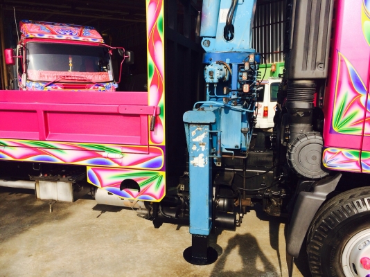 ขาย6ล้อติดเครน สวยพร้อใช้ครับ. ลดกันเลย1180000ครับ ขาย6ล้อติดเครน สวยพร้อใช้ครับ. ลดกันเลย1180000ครับ