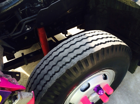 ขาย6ล้อติดเครน สวยพร้อใช้ครับ. ลดกันเลย1180000ครับ ขาย6ล้อติดเครน สวยพร้อใช้ครับ. ลดกันเลย1180000ครับ