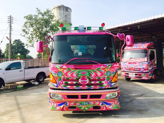 ขาย6ล้อติดเครน สวยพร้อใช้ครับ. ลดกันเลย1180000ครับ ขาย6ล้อติดเครน สวยพร้อใช้ครับ. ลดกันเลย1180000ครับ