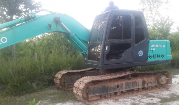 KOBELCO MARK III SK 120 รถบอดี้สวย เครื่องเดิมปั๊มเดิมทำงานเร็วไม่มีโหลด บูมอาร์มไม่มีปะ ภายในสะอาด แอร์ ไฟฟ้าหน้าจอครบ ช่วงล่างดี เอวแน่น พร้อมทำงานได้เลย เอกสารใบแจ้งจำหน่าย ราคาต่อรองได้ครับ KOBELCO MARK III SK 120 รถบอดี้สวย เครื่องเดิมปั๊มเดิมทำงานเร็วไม่มีโหลด บูมอาร์มไม่มีปะ ภายในสะอาด แอร์ ไฟฟ้าหน้าจอครบ ช่วงล่างดี เอวแน่น พร้อมทำงานได้เลย เอกสารใบแจ้งจำหน่าย ราคาต่อรองได้ครับ