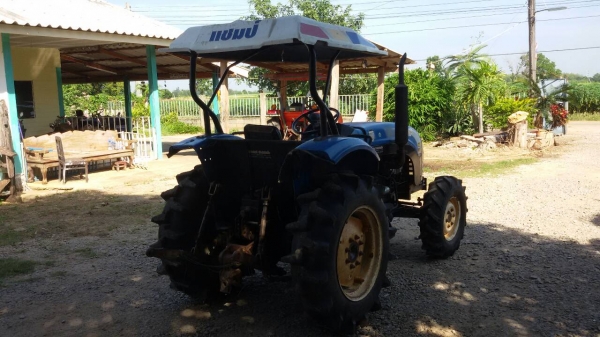 ขายครับ รถไถ แชมป์4548 เครื่องดี เกียร์ดี ยางดี4เส้น มีผาน6 ให้อีก1พวง ครับ