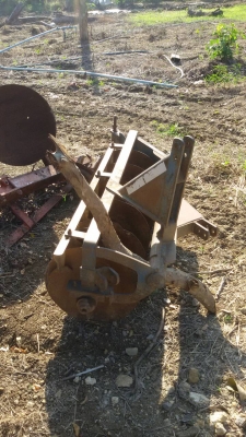 ขายครับ รถไถ แชมป์4548 เครื่องดี เกียร์ดี ยางดี4เส้น มีผาน6 ให้อีก1พวง ครับ