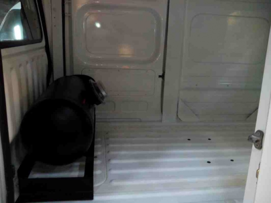 ขาย DAIHATSU HIJET S200P เครื่องหัวฉีด 660 CC.ตู้บรรทุกจดทะเบียนกรุงเทพครับ