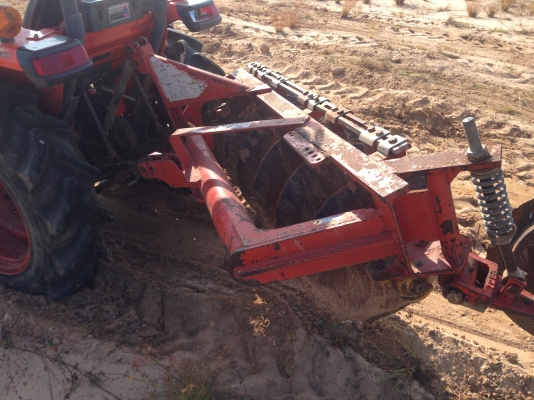 รถไถ KUBOTA L3608 มีภาพวีดีโอ อายุการใช้งาน 561 ชั่วโมง พร้อมอุปกรณ์ 3 รายการ ผานดันหน้า โรตารี ผาน 