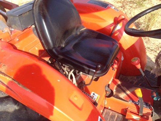 รถไถ KUBOTA L3608 มีภาพวีดีโอ อายุการใช้งาน 561 ชั่วโมง พร้อมอุปกรณ์ 3 รายการ ผานดันหน้า โรตารี ผาน 