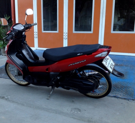 อ่านก่อนโทรคับ ขอบคุณคับ นูโวเก่าแท้ 9000บาท เครื่องเดิมเงียบ เล่มหายสำเนาหาย มีแต่ใบซื้อขายให้ รถถูกกฏหมายคับ สภาพสวย  ชุดสีสวยมาก สีรถยนต์แท้ โลโก้แท้ใหม่ โช๊คหลังพอชแท้  ขับกลับบ้านได้เลย เอาไปใช้งาน ไม่ผิดหวังแน่นอนคับผม โทร0825671760