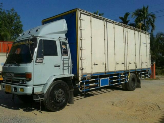 ขายหกล้อใหญ่izuzuร้อคกี้