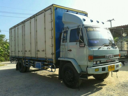 ขายหกล้อใหญ่izuzuร้อคกี้