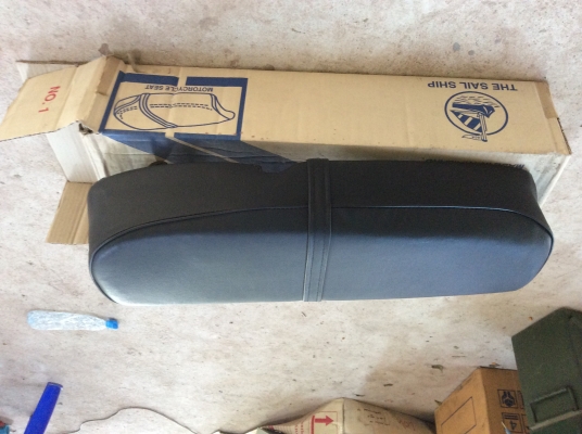 ขายเบาะHonda CD125 ของใหม่ 500บาท ขายเบาะHonda CD125 ของใหม่ 500บาท