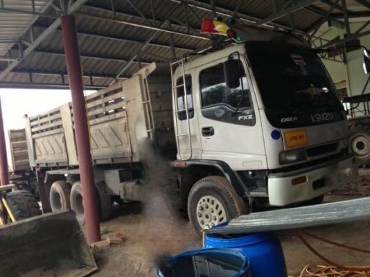 รถอีซูซุ 10 ล้อดั้ม 270 แรงม้า. ปี 40  ( ขายแม่ , ลูก )  สนใจติดต่อ 081 - 6079515