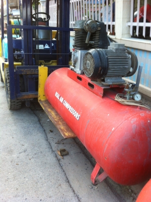 ปั๊มลม terruggia ของประเทศอิตาลี 10แรง ความจุถัง 500 ลิตร