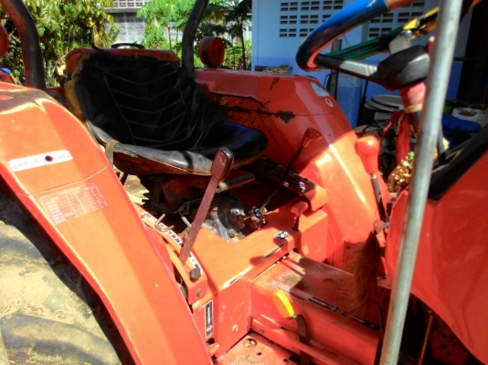 KUBOTA L2808  ราคา 165,000 อ.แกลง ระยอง สอบถาม 0818618678