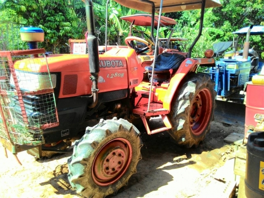 KUBOTA L2808  ราคา 165,000 อ.แกลง ระยอง สอบถาม 0818618678
