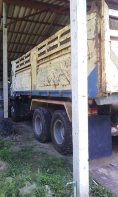 รถมิตซู  10  ล้อดั้ม  FN527M - TF   220 แรงม้า.  ปี 39 สนใจติดต่อ 081 - 6079515