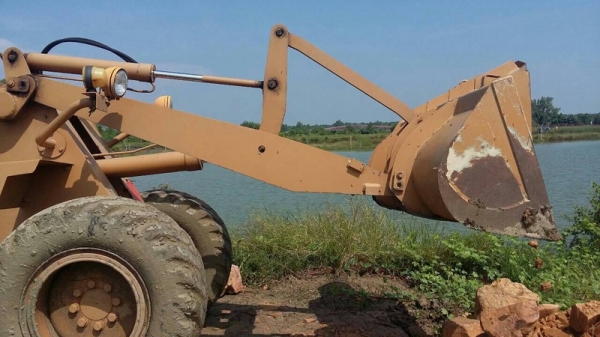 รถตัก KOMATSU  507.  สนใจติดต่อ 081 - 6079515