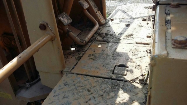 รถตัก KOMATSU  507.  สนใจติดต่อ 081 - 6079515