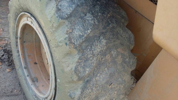 รถตัก KOMATSU  507.  สนใจติดต่อ 081 - 6079515