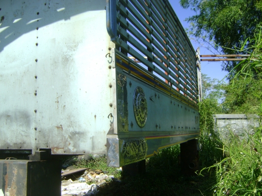 กระบะไม้  ถอดลงจาก มิตชู  ราคา 53,000  บาท