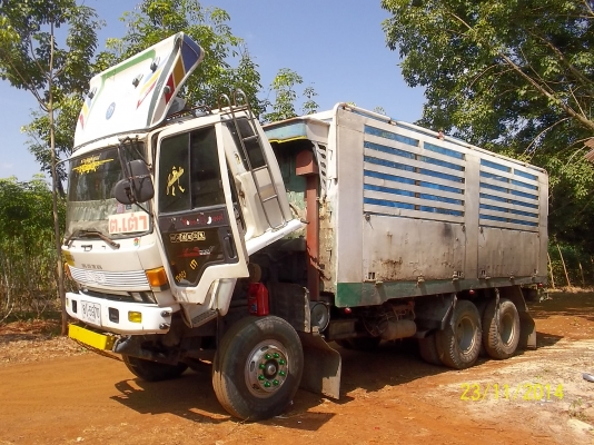 ขายดาวน์10ล้อ2เพลา คัชซีโบ้ เครื่อง 240โบว์อินเตอรื