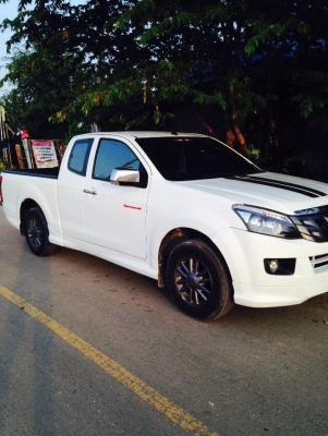 ขายดาวน์รถสวยใช้งานน้อย