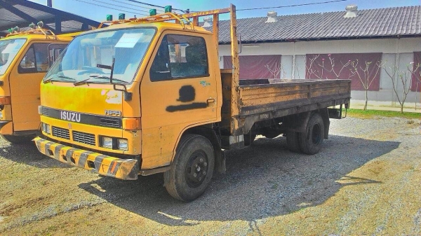 ISUZU NPR 59LU5FM ปี 1995 (ประมูล กรมทาง) คันที่ 1