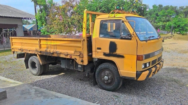 ISUZU NPR 59LU5FM ปี 1995 (ประมูล กรมทาง) คันที่ 1