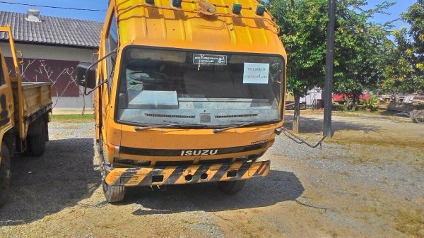 ISUZU NPR 59LU5FM ปี 1995 (ประมูล กรมทาง) คันที่ 1