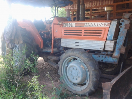 KUBOTA M5950DT หาง5 เครื่อง3สูบ ใบดัน สภาพสวยพร้อมใช้ รถนำเข้าหายากครับ