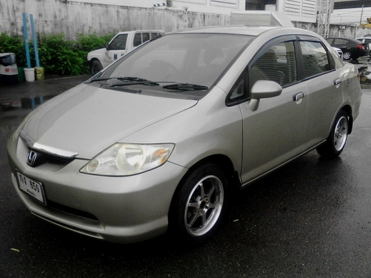 ต้องการขายขายรถHONDA CITY 1.5 M/T ปี 2003