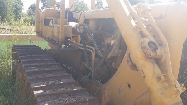 ขายรถแทรคเตอร์ CATรุ่น43V สภาพพร้อมใช้งาน เครื่องดี ใช้งานได้ใบมีดใหญ่ ขายรถแทรคเตอร์ CATรุ่น43V สภาพพร้อมใช้งาน เครื่องดี ใช้งานได้ใบมีดใหญ่