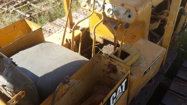 ขายรถแทรคเตอร์ CATรุ่น43V สภาพพร้อมใช้งาน เครื่องดี ใช้งานได้ใบมีดใหญ่ ขายรถแทรคเตอร์ CATรุ่น43V สภาพพร้อมใช้งาน เครื่องดี ใช้งานได้ใบมีดใหญ่