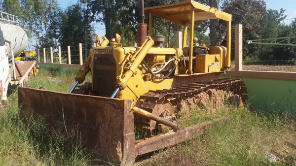 ขายรถแทรคเตอร์ CATรุ่น43V สภาพพร้อมใช้งาน เครื่องดี ใช้งานได้ใบมีดใหญ่ ขายรถแทรคเตอร์ CATรุ่น43V สภาพพร้อมใช้งาน เครื่องดี ใช้งานได้ใบมีดใหญ่