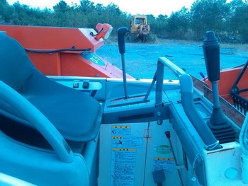 ขาย - รถเกี่ยวข้าว แบบหนวดกุ้ง ใช้ได้ผลแน่นอน ตัดปัญหาข้าวล้ม สูง ต่ำ KUBOTA: DC1S พร้อมใช้งาน สภาพสวย ขาย - รถเกี่ยวข้าว แบบหนวดกุ้ง ใช้ได้ผลแน่นอน ตัดปัญหาข้าวล้ม สูง ต่ำ KUBOTA: DC1S พร้อมใช้งาน สภาพสวย