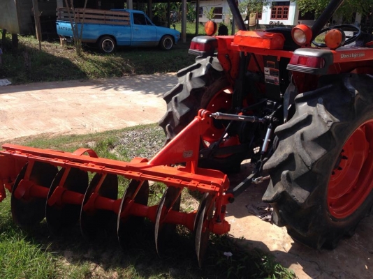 ลูกค้ามัดจำแล้วคับหากมีเปลี่ยนแปลงจะแจ้งอีกทีคับ ขายรถไถคูโบต้า45แรงปี53พร้อมเล่มทะเบียน