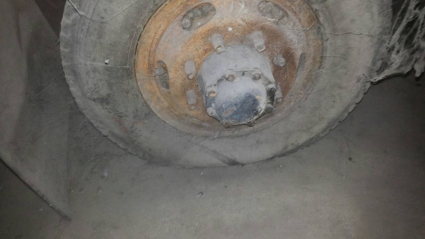 ขายด่วนครับ ลูกพ่วง 2 คาน อู่ นครปฐม ตามสภาพเลยครับ โครงคัสชี ยังสวยอยู่ครับ พี่น้อง