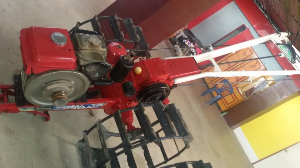 ขายเครื่อง อีที70 พร้อมโครงบิกจิ๋ว สภาพพร้อมใช้งานราคาเป็นกันเอง