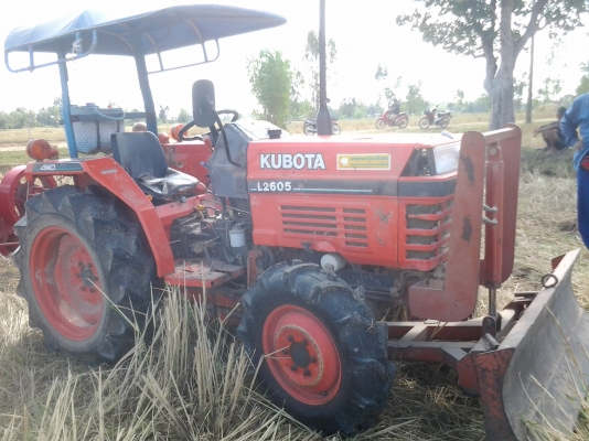 ขายตามสภาพรถไถ26แรงคูโบต้าสภาพสวยมีพาน5มีดันหน้า