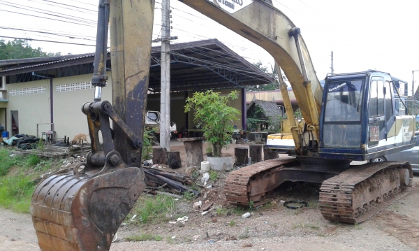 kobelko sk200 mark3 เดิมๆ สภาพพร้อมใช้งาน ลุยได้เลย ราคาคุยกันได้ kobelko sk200 mark3 เดิมๆ สภาพพร้อมใช้งาน ลุยได้เลย ราคาคุยกันได้