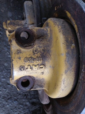 อะไหล่ โรลเลอร์ CAT D4D เก่าญี่ปุ่นแท้ 100\%