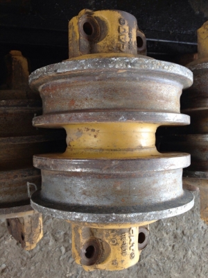 อะไหล่ โรลเลอร์ CAT D4D เก่าญี่ปุ่นแท้ 100\%