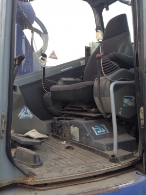 Komatsu PC138US-2