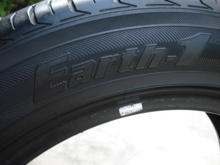 ยาง205-55-16 YOKOHAMAEARTH - 1  1ชุดดอกหนาๆขายถูกๆ