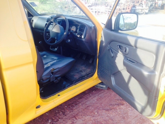 ขายถูก STRADA 2.5 ตอนเดียวสภาพพร้อมใช้งาน