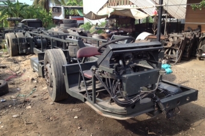 ขายคัสซี SCANIA 113 (8 ล้อ) พร้อมเล่ม เครื่องจูลใหม่ พร้อมใช้งาน เจ้าของขายเอง